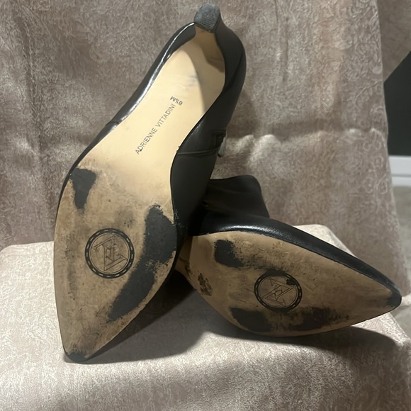 Pre owned Adrienne Vittadini SAMELLE Booties - Picture 4 of 4